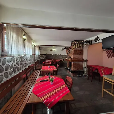 Aseva House Hotel 3*