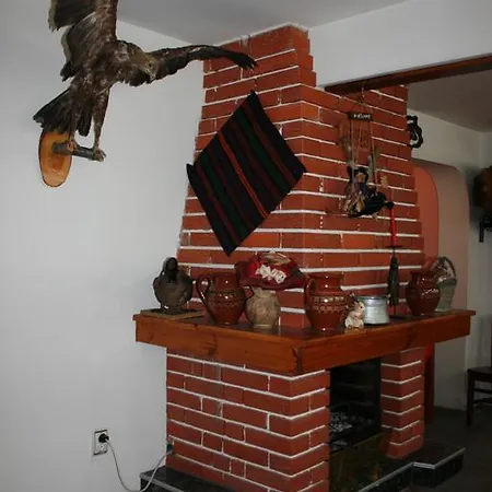 Aseva House Hotel