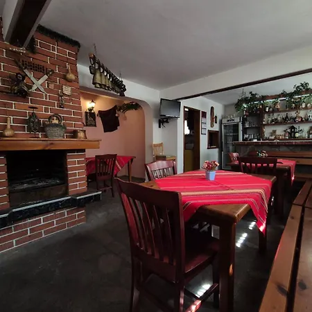 Aseva House Hotel